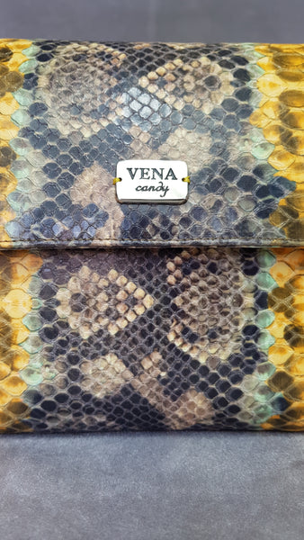 Snake Necessitiesss - naked edition